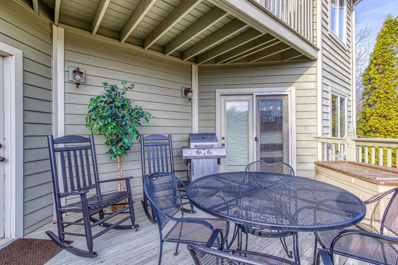 3 Decks, Mtn Views! Tree Tops By Honeybearcabins - Luxury Rain Showers, 3 King Suites, Xl Hottub, Fireplace, Bear Sightings Gatlinburg Dış mekan fotoğraf