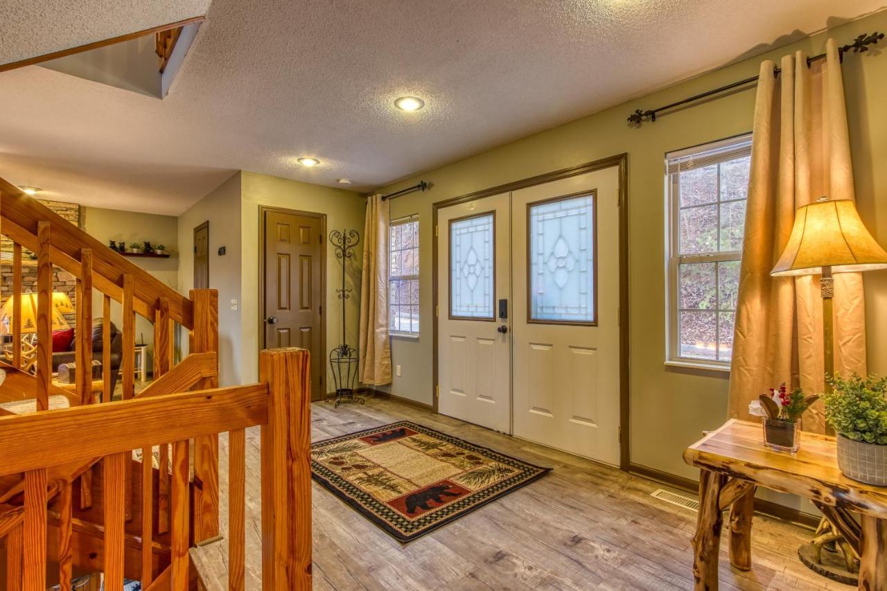 3 Decks, Mtn Views! Tree Tops By Honeybearcabins - Luxury Rain Showers, 3 King Suites, Xl Hottub, Fireplace, Bear Sightings Gatlinburg Dış mekan fotoğraf