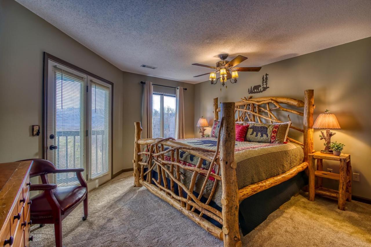 3 Decks, Mtn Views! Tree Tops By Honeybearcabins - Luxury Rain Showers, 3 King Suites, Xl Hottub, Fireplace, Bear Sightings Gatlinburg Dış mekan fotoğraf
