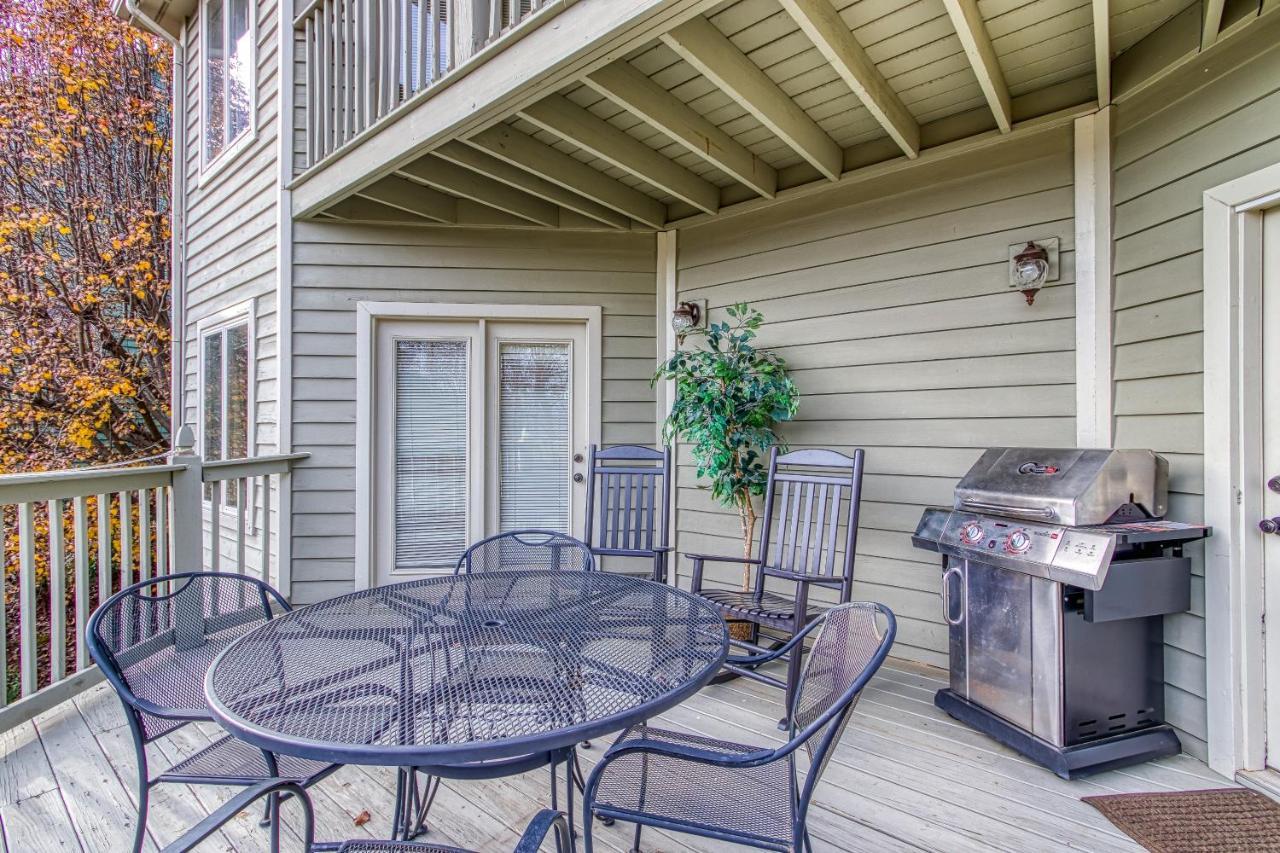 3 Decks, Mtn Views! Tree Tops By Honeybearcabins - Luxury Rain Showers, 3 King Suites, Xl Hottub, Fireplace, Bear Sightings Gatlinburg Dış mekan fotoğraf