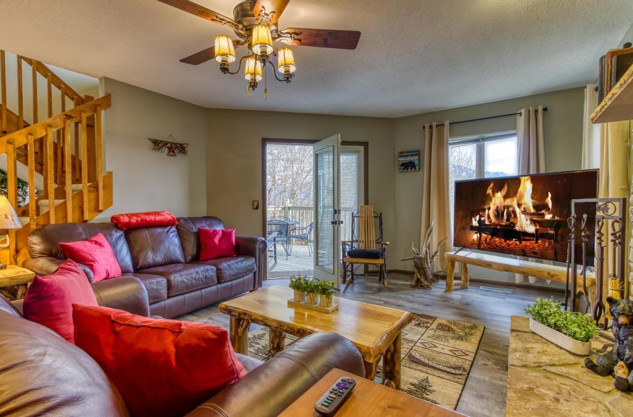 3 Decks, Mtn Views! Tree Tops By Honeybearcabins - Luxury Rain Showers, 3 King Suites, Xl Hottub, Fireplace, Bear Sightings Gatlinburg Dış mekan fotoğraf